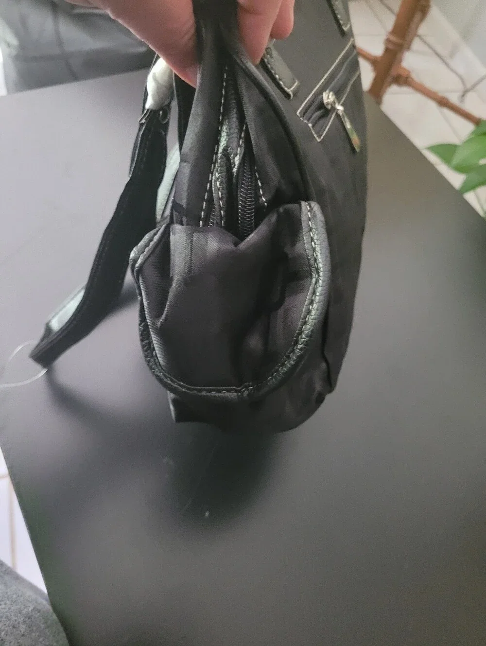 no brand sleek black
